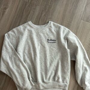Hollister Sweatshirt